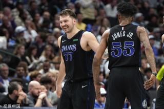 22岁的费 22岁的费