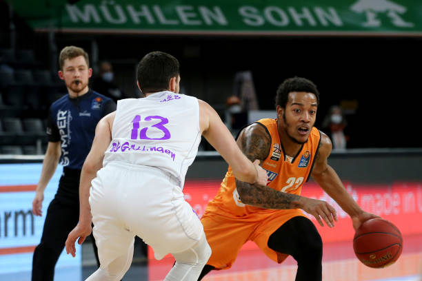 16年过去 16年过去